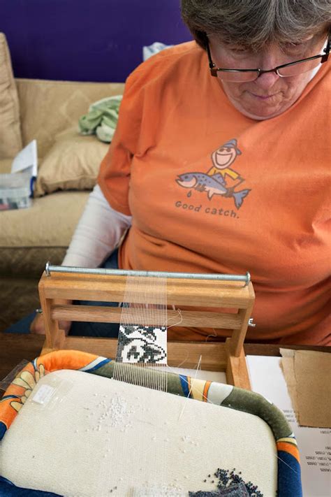 Plays With Needles: A Looming Mystery 