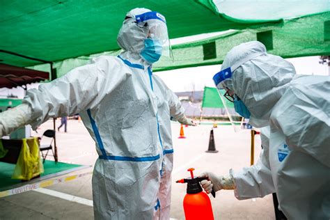 “疫”起再出发 端午护安康——首都医科大学师生志愿者助力全市核酸检测工作 首医要闻 首都医科大学新闻网