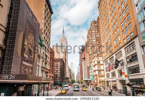 51 Nyc Streetview Images, Stock Photos & Vectors | Shutterstock