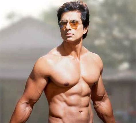 Top Shirtless Indian Bollywood Actor Six Pack Abs