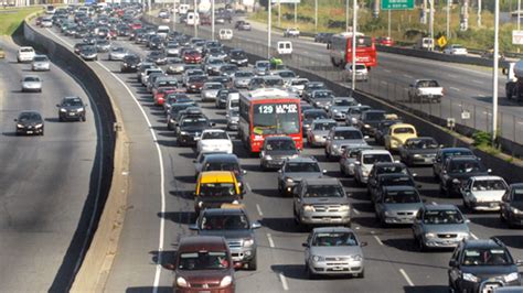 Las Principales Rutas Colapsadas Por La Afluencia De Viajeros A Los