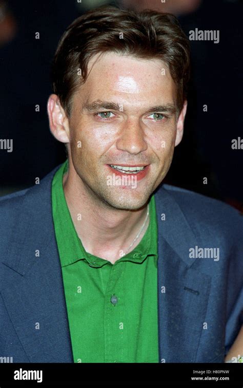 DOUGRAY SCOTT MISSION IMPOSSIBLE 2 PREMIER LONDON/ENGLAND LEICESTER SQ ...