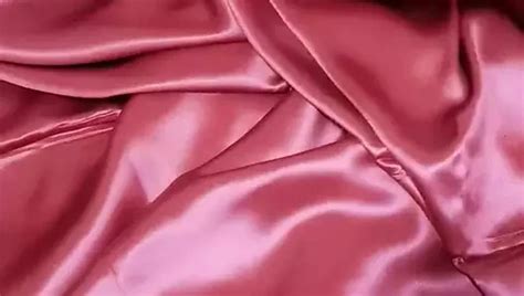 Silk Bedding Gay Man Porn Feat Lovesatinrobe XHamster