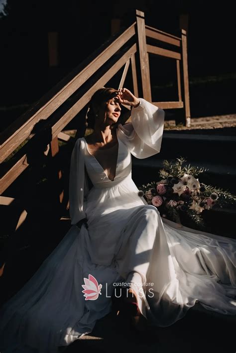 Long Sleeve Ivory Chiffon Bridal Shower Photoshoot Dress - Lunss