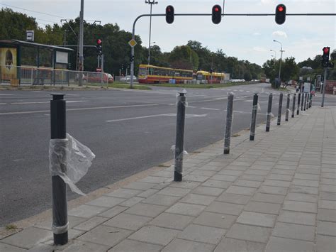 W Odzi Zamontuj Kilka Tysi Cy Separator W Ruchu Koniec Z Parkowaniem