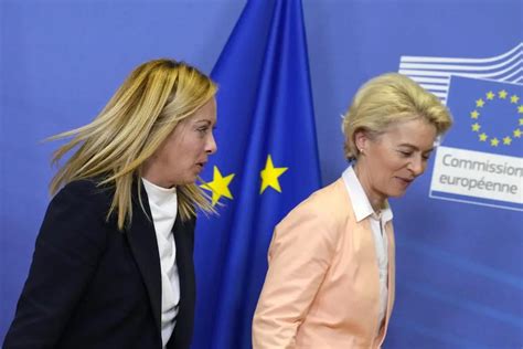 La Meloni e la von der Leyen sui luoghi dell alluvione éTV Rete 7