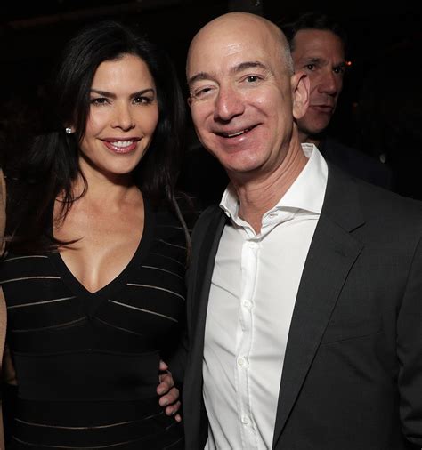 Jeff Bezos's New Girlfriend Lauren Sanchez Is a Helicopter Pilot