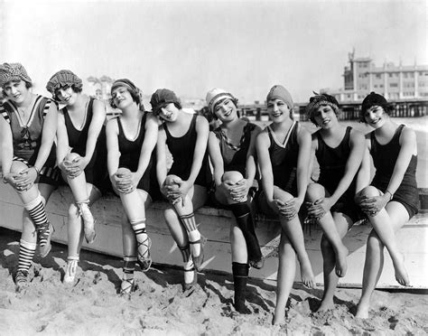 Rose Tinted Vintage Bathing Beauties Vintage Beach Photos Vintage