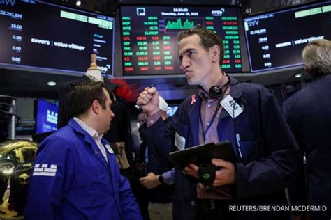 Wall Street Menguat Senin Investor Menunggu Putaran Rilis