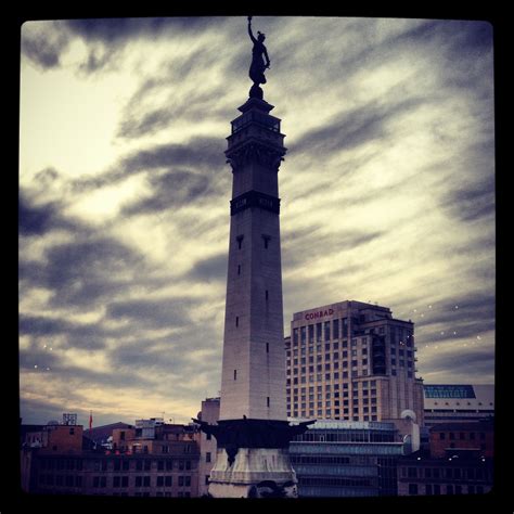 Monument Circle: Exploring Indianapolis