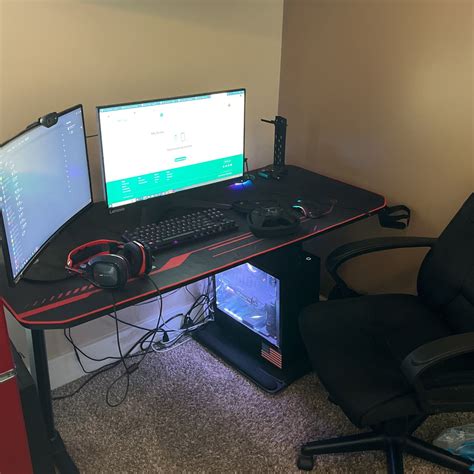 Dual Monitor Gaming Desk Setup | tunersread.com