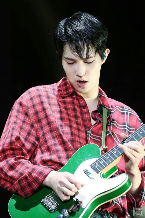 Pin De KyuKiBi En Lee Jong Hyun Guitarist Oppas Yonghyun