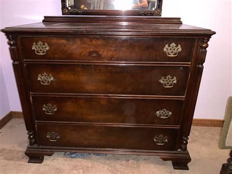 Lot Vintage Wood Dresser With Mirror