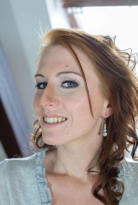 Hot Girls Face Naked Women Photos SexyGirlsPics