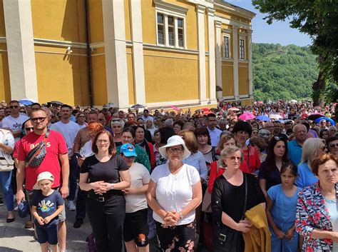 Artinfo Tko Zna Zna Proslava Blagdana Duhova U Fojnici