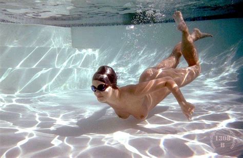 Underwater Hotties Vol1 E Unwtr 0003t Porn Pic