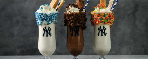 Yankee Stadium Dining Guide New York Yankees