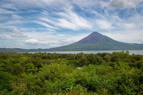 After 110 Dormant Years Momotombo Volcano Erupts