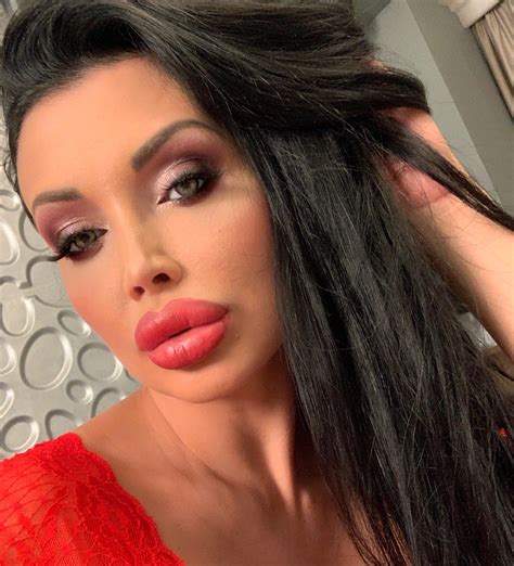 TW Pornstars - ALETTA OCEAN. Twitter. I love this make-up. 3:58 PM - 7