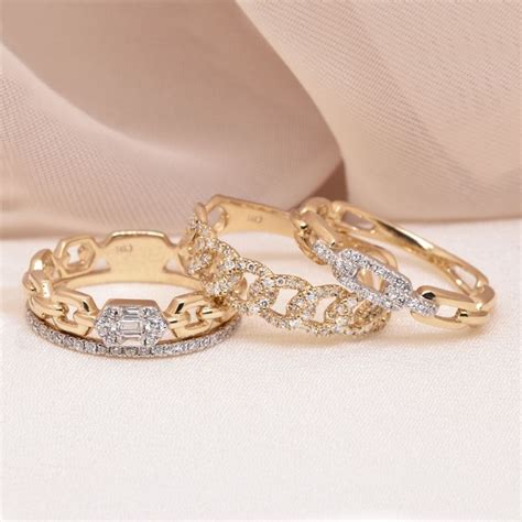 Gold & Diamond Chain Rings | Effortless Everyday Glamour