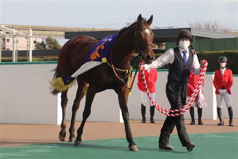 シルク・ホースクラブ（公式） On Twitter 【今日の1枚】小倉競馬場 ゴール前の大接戦を制して悲願の重賞初制覇を飾った