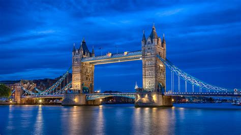 Uk England London The Capital City The River The Thames Tower