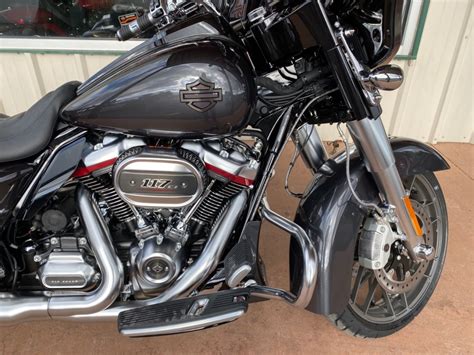 2020 Harley Davidson® Flhxse Cvo™ Street Glide® Black Stardust Fade