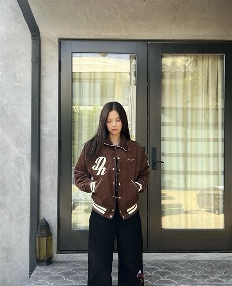 pin  jjxxch  jennie blackpink fashion fashion black pink