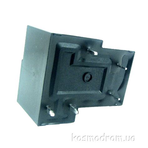 Купить HF105F-1-220A-1HSTF на складе КОСМОДРОМ, Харьков, Украина