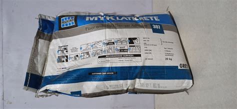 Laticrete Floor And Wall Tile Adhesive Bag Kg At Rs Bag In