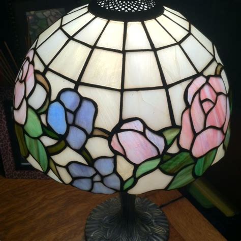 Stain Glass Lamp We Have The Hanging Lamp Over Our Kitcken Table Tiffany Stained Glass