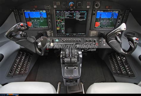 Inside Cessna Citation Mustang Cockpit