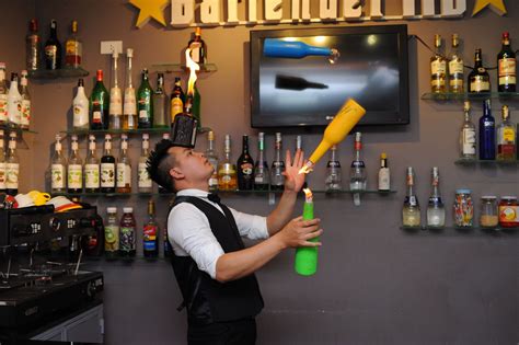 Khóa Học Flair Bartending Bartender Hb