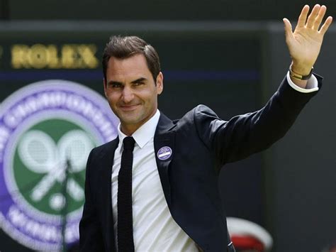 Watch Roger Federer Keeps His Pinky Promise Surprises Young Fan In