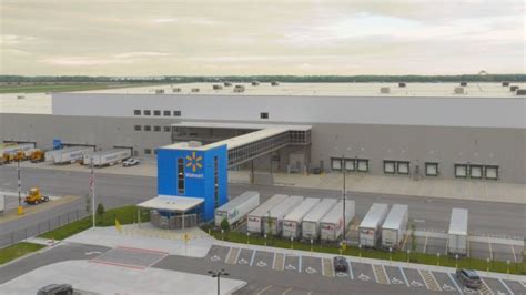 Walmart Opens High Tech Fulfillment Center Near Indianapolis