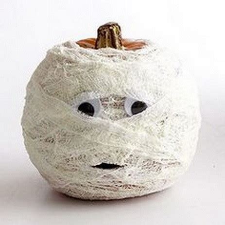 Mummy Pumpkin Carving Idea | Creative Ads and more…