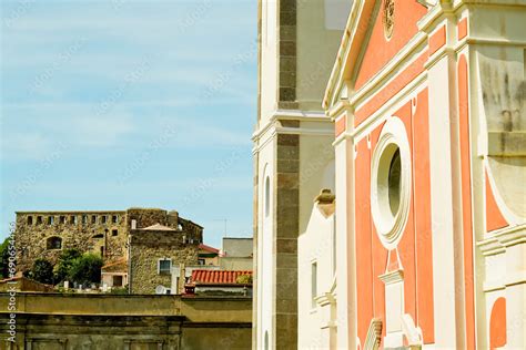 La Basilica Di Sant Antioco Martire Nel Borgo Di Sant Antioco Sardegna