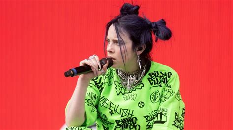 Billie Eilish Green Hair Is As Unique As Her | StyleCaster