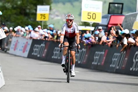 Tour De France Ion Izagirre S Impose En Solitaire Burgaudeau