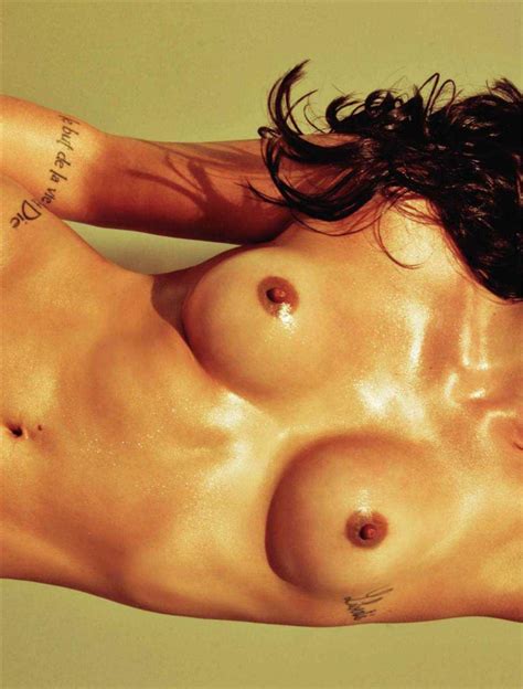 Cléo Pires nude pics page 3