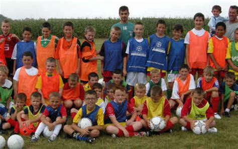 Entente foot Les jeunes reprennent l entraînement Le Télégramme