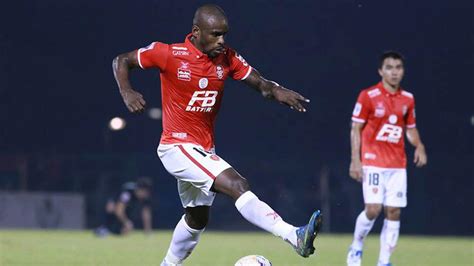 Doa Khusus Greg Nwokolo Saat Pergantian Tahun Indonesia Bola