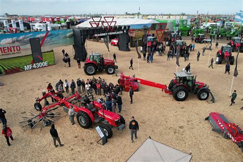 Massey Ferguson Respalda A Estudiantes De Agromáquinas Maquinac