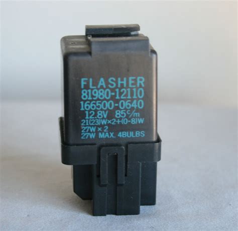 Toyota Oem Flasher Turn Signal Hazard Emergency Relay 81980 12110 On