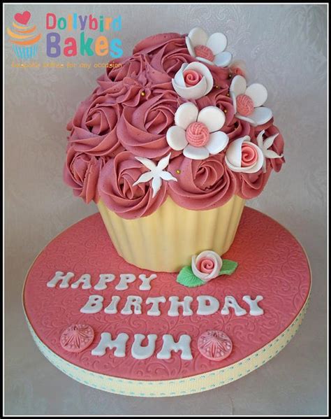 In The Pink Decorated Cake By Dollybird Bakes Cakesdecor