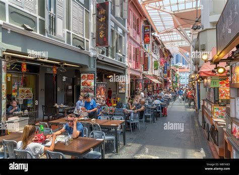 restaurants  smith street food street  chinatown singapore city