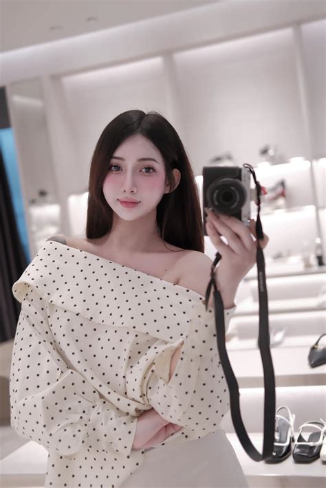 Hot girl phòng gym triệu follow chia sẻ quá khứ khó khăn đến nỗi rớt nước mắt