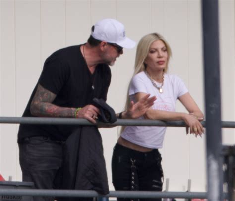 Tori Spelling Reunites With Estranged Husband Dean Mcdermott After