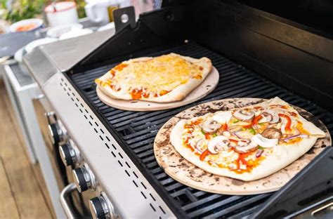 How To Use A Pizza Stone On A Grill Artofit