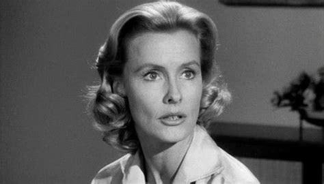 Dina Merrill In Her Younger Days A Real Beauty Beautiful Women